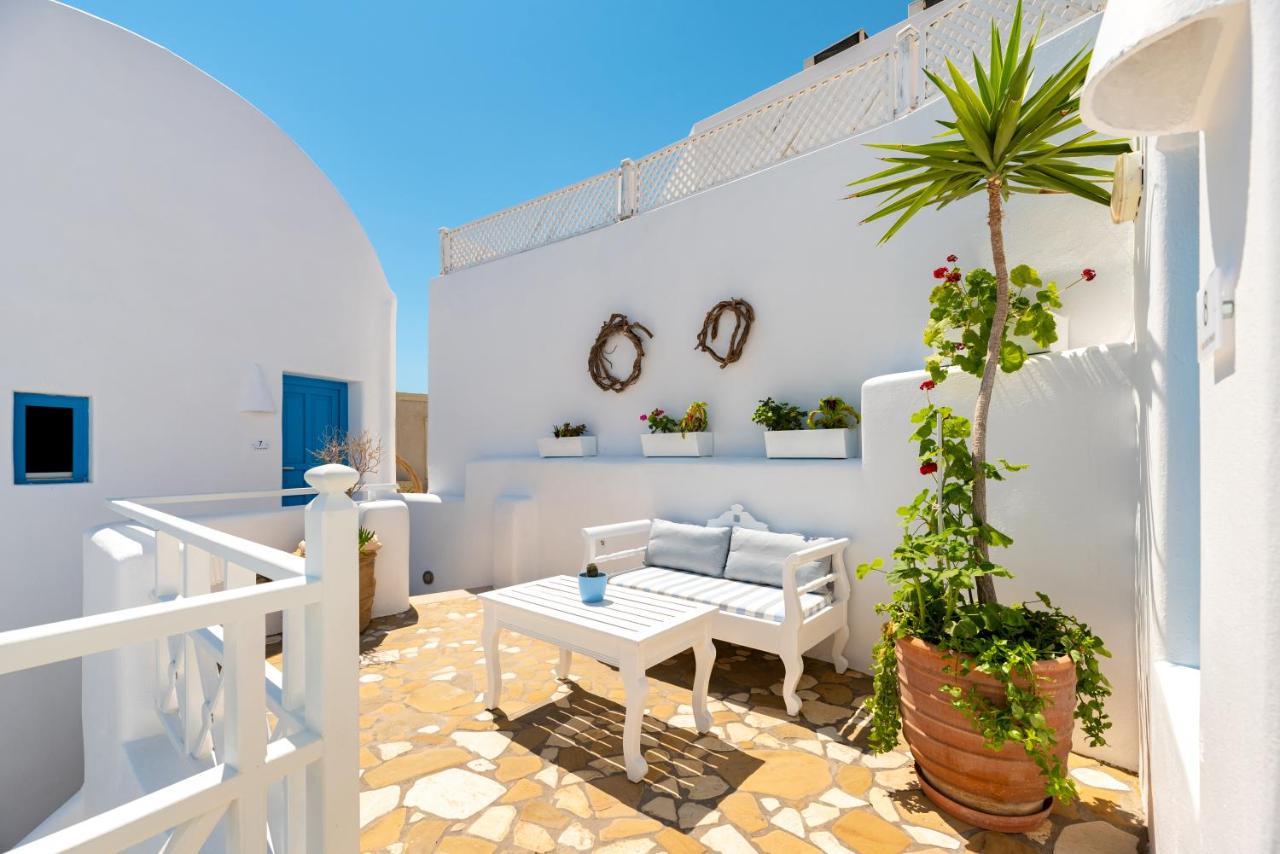 Hotel Seaside Breeze Kamári Exteriér fotografie