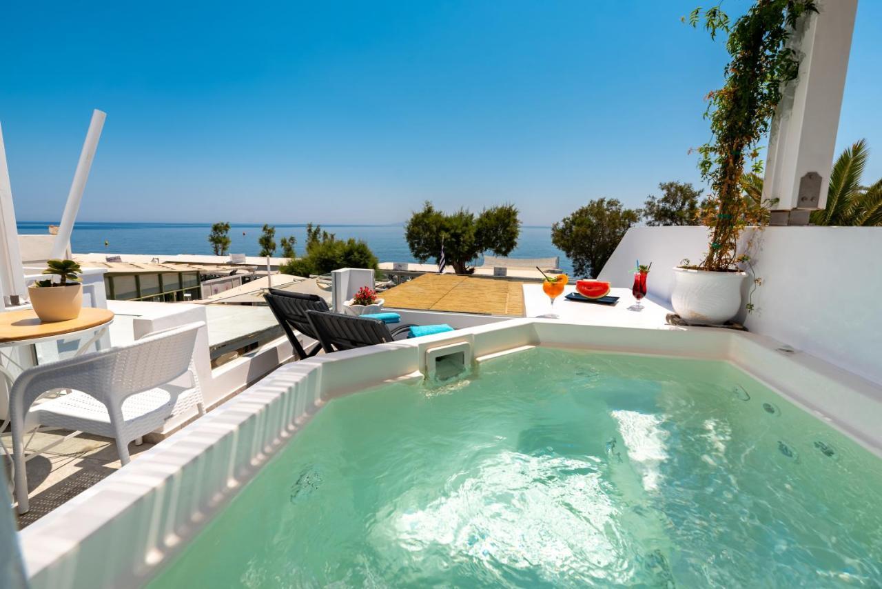 Hotel Seaside Breeze Kamári Exteriér fotografie